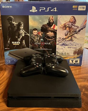 PS4 (Sony Playstation 4): Ps4 slim 1tb 3 eded pult ikisi orjinal ichinde 10 a yaxin oyunlar yeni