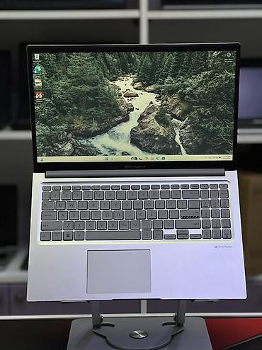 islenmis noutbuklar: İşlənmiş ASUS Vivobook, 15.6 ", Intel Core i5, 512 GB, Ünvandan götürmə, Ödənişli çatdırılma, Rayonlara çatdırılma — 1