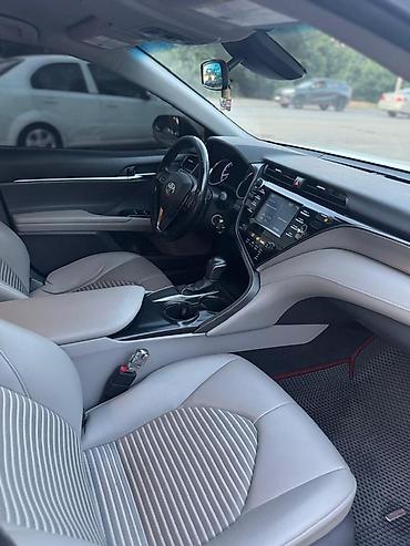 corolla 2016: Toyota Camry: 2019 г., Седан — 7