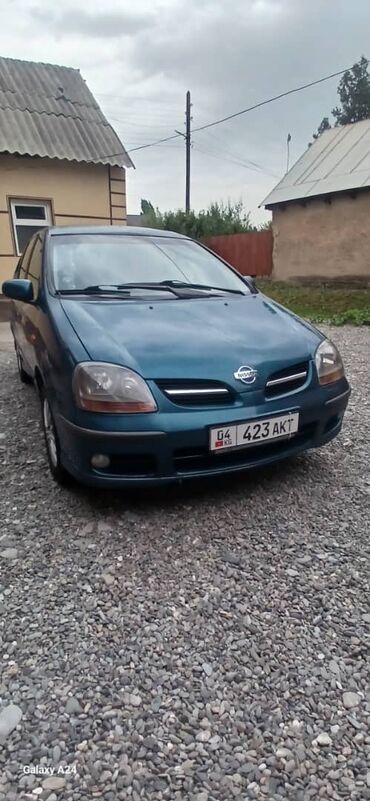Nissan: Nissan Almera Tino: 2001 г., 1.8 л, Механика, Бензин, Хэтчбэк