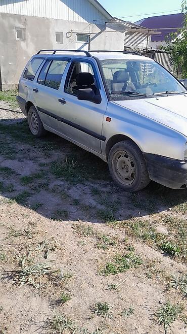 выбор номера о: Volkswagen Golf Variant: 1994 г., Универсал — 4