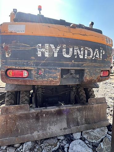 подсветка салона бишкек: Экскаватор, Hyundai, 2016 г., Дөңгөлөктүү — 2