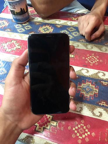 Apple iPhone: IPhone X, Ağ — 5