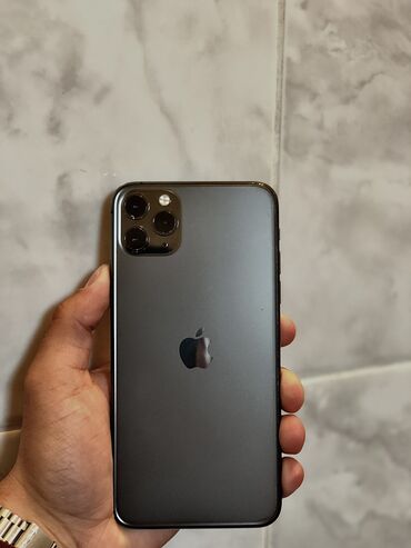 телефоны для детей: IPhone 11 Pro Max, Скидка 20%, Б/у, 256 ГБ, Space Gray, Защитное стекло, Чехол, Кабель, 87 %