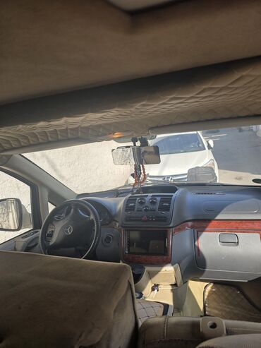 Mercedes-Benz: Mercedes-Benz Vito: 2.2 l | 2009 il Van/Minivan — 3