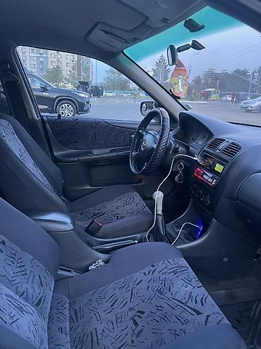 Mazda: Mazda 323: 2000 г., 1.6 л, Ручные — 5