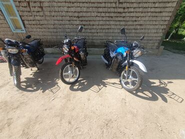 мотоциклы маленькие: Классический мотоцикл Suzuki, 220 куб. см, Бензин, Взрослый, Новый