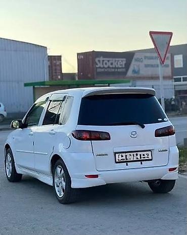 Mazda Demio: 2004 г., 1.5 л, Автомат, Бензин, Хэтчбэк