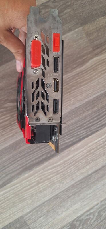 səs ucaldan haqqında məlumat: Videokart MSI GeForce GTX 1070, 8 GB, İşlənmiş