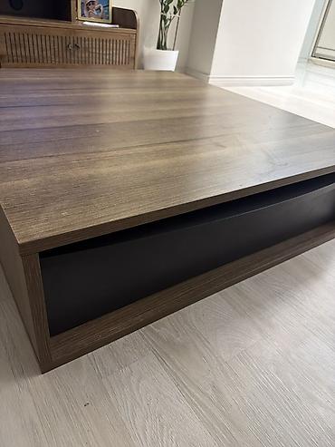 loft masa: Kvadrat masa, Açılmayan, Təkərsiz, Teksturalı laminat — 1