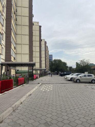 жертам квартира берилет: 1 комната, 43 м², 106 серия улучшенная, 3 этаж, Косметический ремонт