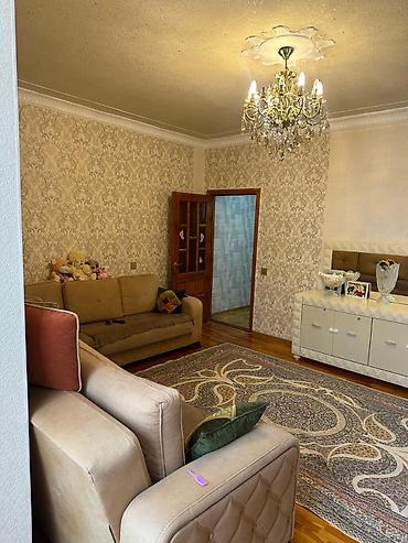 Köhnə tikili: Təcili satılır: Seyran Məmmədov küç.6 Badamdar qəsəbəsində DTX-nın — 10