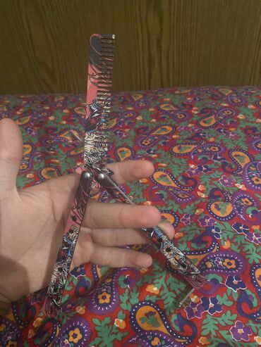 набор серебро серьги и кольцо: Это бабочка расческа нов состояние в чистом виде и царапин нет