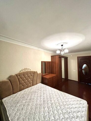 Uzunmüddətli kirayə mənzillər: İnşaatçılar metrosuna 5 dəqiqəlik məsafədə kontakt home yanı,5 mərtəbə — 10