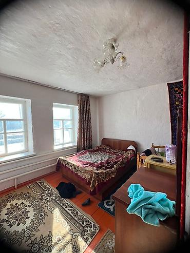 Продажа коттеджей и домов: Кочкор центрдан 5 бөлмөлүү үй сатылат. үйдүн көрүнүшү сүрөттөдүгөй — 9