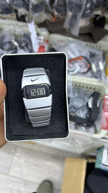 Другие наручные часы: Наручные часы (кварцевые) Особенности: - Кварцевый механизм с — 3