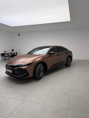 тойота краун 2023: Toyota Crown: 2023 г., 2.5 л, Вариатор, Гибрид, Кроссовер — 4