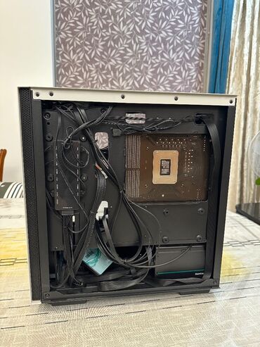 Настольные ПК и рабочие станции: Компьютер, ядер - 4, ОЗУ 16 ГБ, Игровой, Б/у, Intel Core i3, NVIDIA GeForce RTX 4060 at lalafo.kg — 10 Настольные ПК и рабочие станции: Компьютер, ядер - 4, ОЗУ 16 ГБ, Игровой, Б/у, Intel Core i3, NVIDIA GeForce RTX 4060 — 10