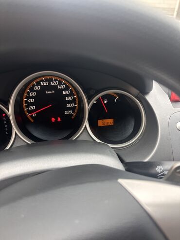 Honda: Honda Jazz: 2006 г., 1.4 л, Вариатор, Бензин, Хэтчбэк — 9