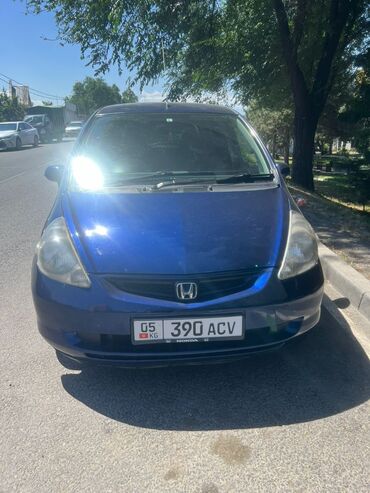 ravon r 3: Honda Fit: 2022 г., 0.3 - engine capacity л, Автомат, Бензин