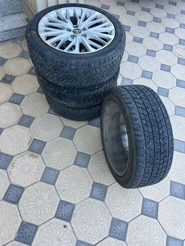 Диски: Диски R 18 Toyota, Комплект, Б/у