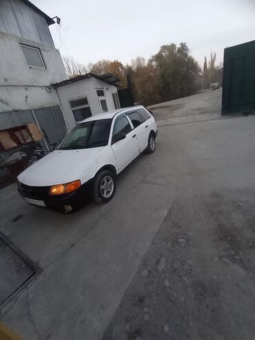 токмок продажа: Nissan AD: 2001 г., 1.5 л, Автомат, Бензин, Универсал