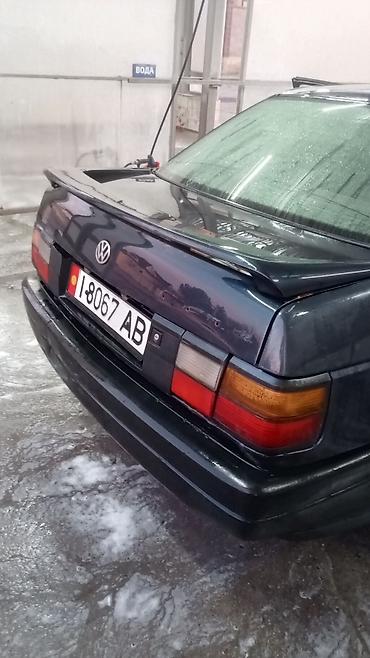 Volkswagen: Volkswagen Passat: 1989 г., Седан — 2