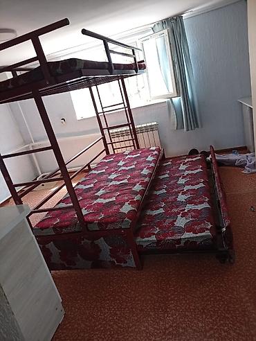 bunk bed: Металлическая двухъярусная кровать с раскладным нижним спальным — 1