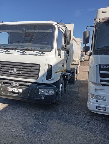 купить фронтальный погрузчик бу: Продаю мусоровозы от 25000$$и выше можно на заказ тел