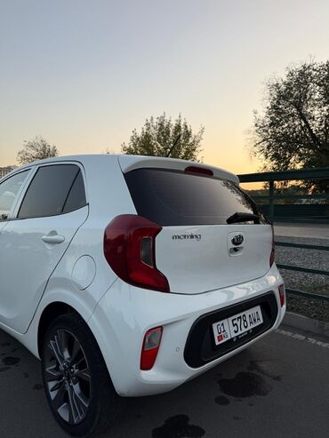 срочно продаю нужны деньги очень срочно: Kia Morning: 2018 г., Автомат, Хетчбек