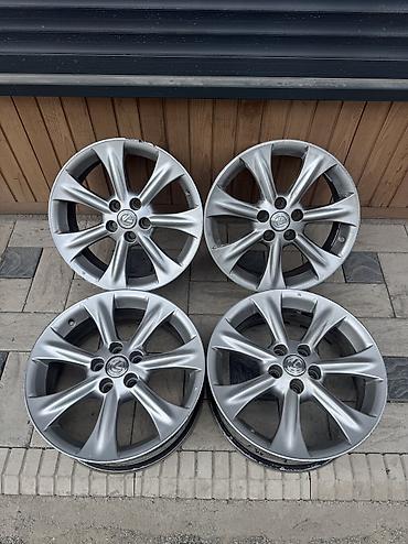 Литые Диски R 18 Lexus, Комплект, отверстий - 5, Б/у at lalafo.kg Литые Диски R 18 Lexus, Комплект, отверстий - 5, Б/у