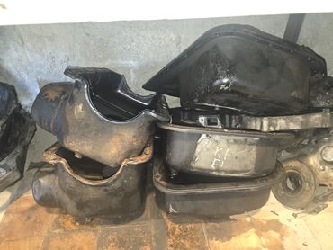 Motor üçün digər detallar: İsuzu ikinci əl ehtiyat hissələri. Mövcud detallar: - Külbütörlər və — 3