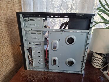 Masaüstü kompüterlər və iş stansiyaları: Masaüstü kompüter sistem bloku Texniki xüsusiyyətlər (şəkillərə — 4