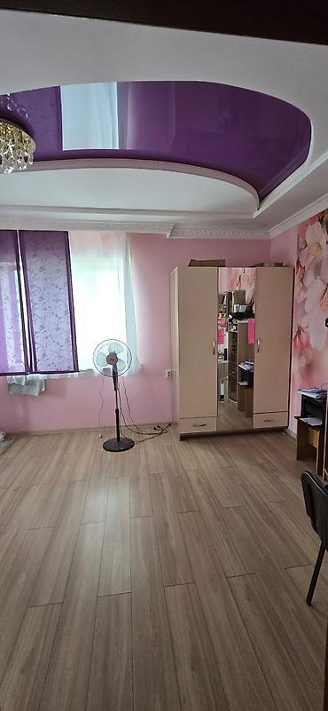 Продажа коттеджей и домов: 5 и более комнат, 350 м², 8 соток, Бишкек, Алтын-ордо ж/м Собственник — 28