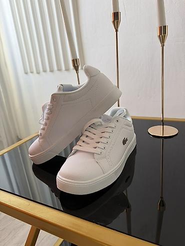 Эркектердин кроссовкасы, 36, 36.5, 37, Lacoste, Жаңы, түсү - Ак