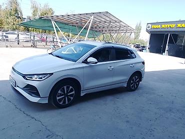 дайво ети: BYD E2: 2024 г., Робот, Электромобиль, Кроссовер — 4