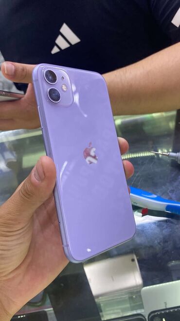 айфон: IPhone 11, 128 ГБ