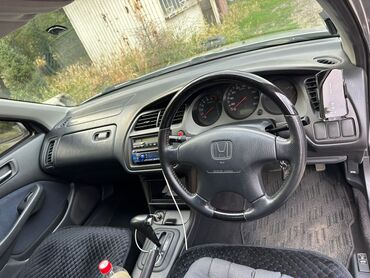 Honda: Honda Accord: 2000 г., 1.8 л, Автомат, Бензин, Седан