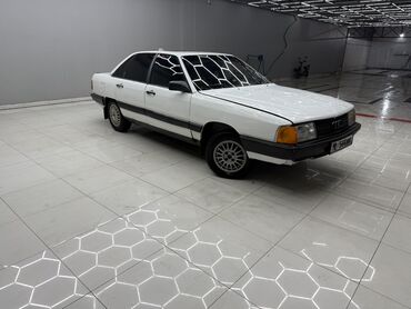 Audi: Audi 100: 1984 г., 1.8 л, Механика, Бензин, Седан — 1