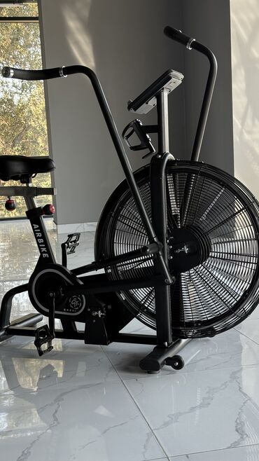 домашний велотренажер: Айрбайк (Air Bike) – мощный кардиотренажёр для дома и зала! ✅