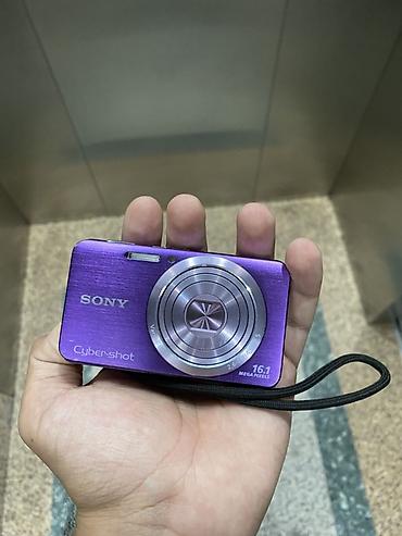 Sony Cyber-shot DSC-W630 rəqəmsal fotoaparat üzərində mikro cızıq var