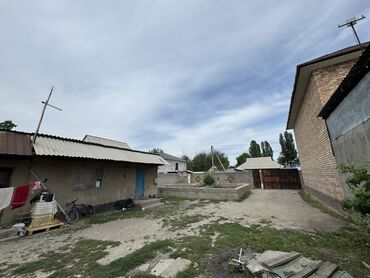 купить участок под бизнес в бишкеке: Времянка, 111 м², 4 комнаты, Собственник, Старый ремонт