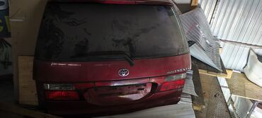 кузов эстима: Крышка багажника Toyota 2001 г., цвет - Красный,Оригинал