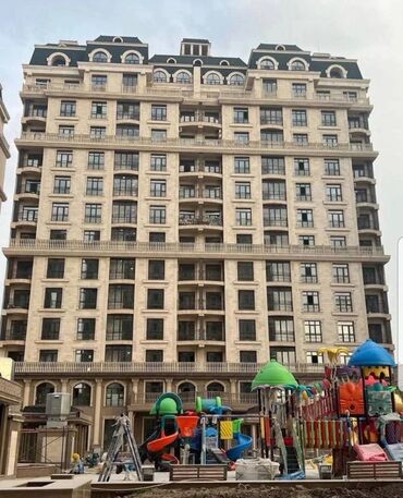 сдаю 2 комнатную квартиру аламедин 1: 4 комнаты, 226 м², Элитка, 3 этаж, Без ремонта
