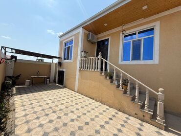 Uzunmüddətli kirayə evlər: 100 kv. m, 3 otaqlı, Qaz, İşıq, Su — 1