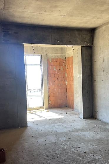 lökbata: Lökbatan qəs., 3 otaqlı, Yeni tikili, 130 kv. m — 4