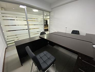 кресла офисные: Аренда офисов, 165 м², В жилом комплексе, 1 линия, С отдельной кухней, С отдельным входом — 2