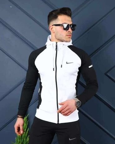 Trenerke: Veličine od S do 2XL
Cena 4400 din na lalafo.rs — 9 Trenerke: Veličine od S do 2XL
Cena 4400 din — 9