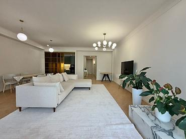 3 комнаты, 124 м², Южная Магистраль Элитка, 8 этаж, Дизайнерский ремонт