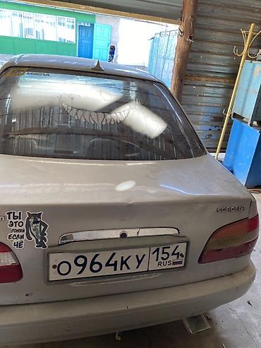 Toyota: Toyota Corolla: 1998 г., Седан — 4